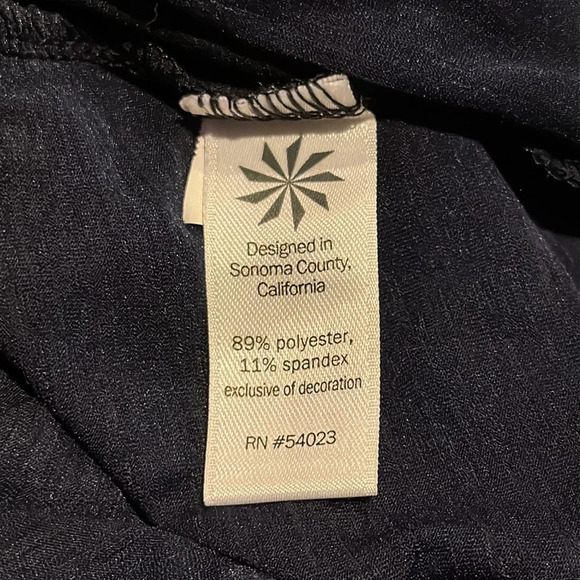 Athleta Women’s Small Tank Top Back Cutout Pink Stripe - Picture 6 of 6